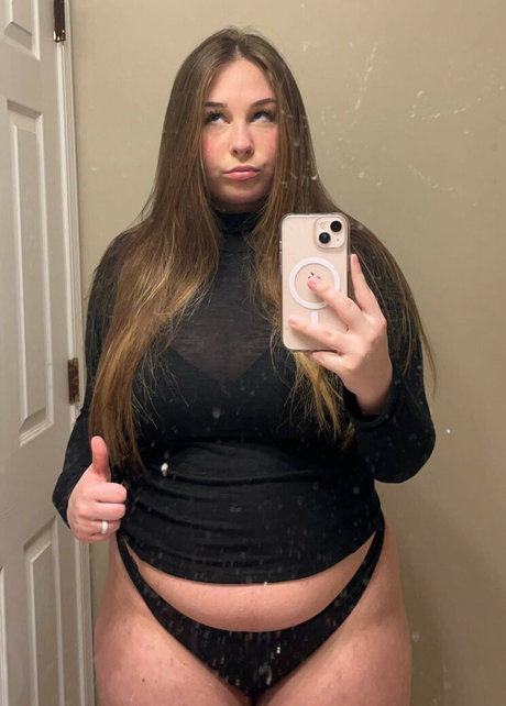 ティーンランジェリーオンリーファンズ エロチック 画像