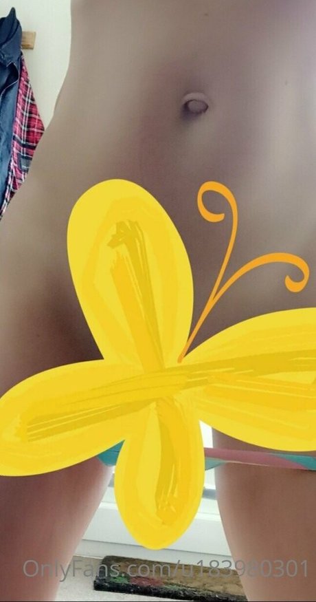 ティーンフィンガリングオンリーファンズ アダルト無料 写真