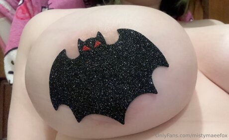 mistymaeefox ヌード女優 画像