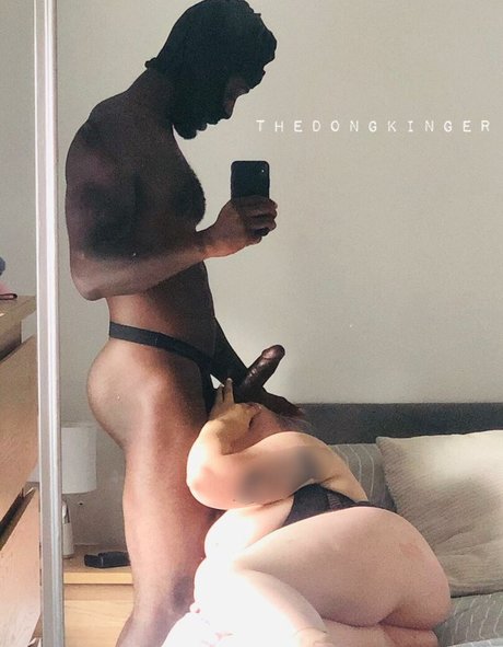 フィットネスコーチオンリーファンズ アート裸 ギャラリー