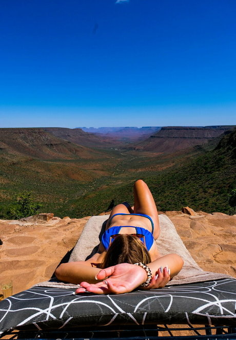 lauragetshigh プロフィール写真