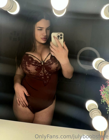 ブロンドのお尻オンリーファンズ 無料エロ 画像