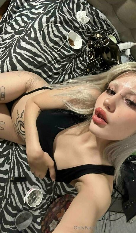 callmelucilla 高品質のポルノスター 画像