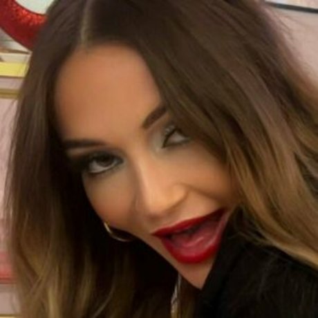 lillyslibrary ホットなモデル 写真