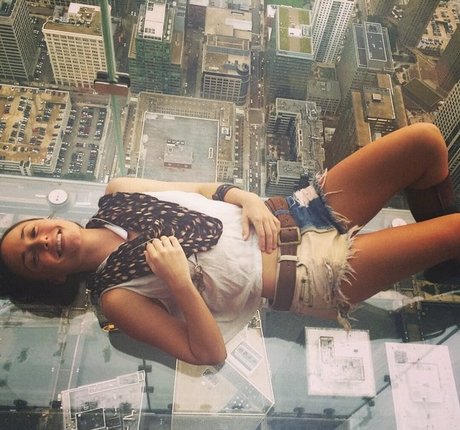 Briana Evigan エロティックモデル 写真