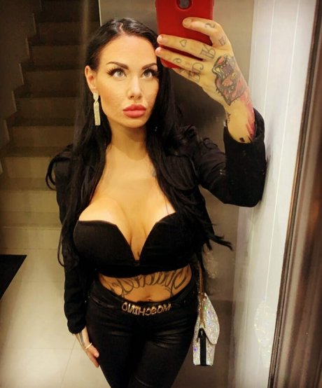 Inkedup doll 美しいスター 写真