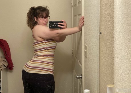 sexyzeyfree xxxモデル 画像