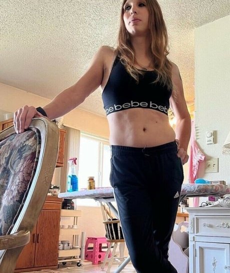 レズビアンマッサージオンリーファンズ ポルノ 写真