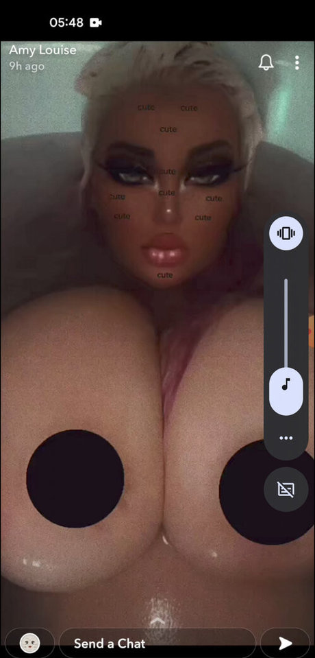 Amy Louise セクシーなポルノスター 写真