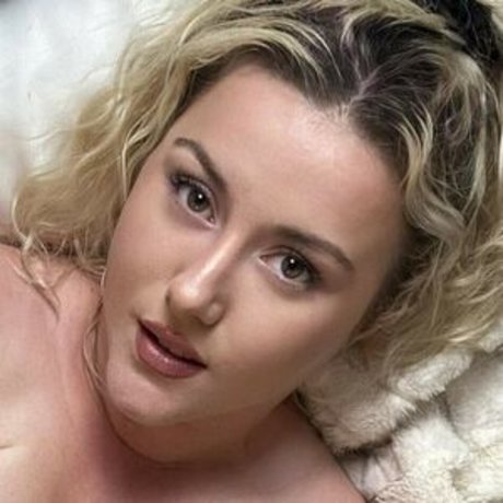 Bethany Kopeland 最高のポルノスター ギャラリー