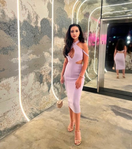 Serena Milan ポルノスター エロティック 写真