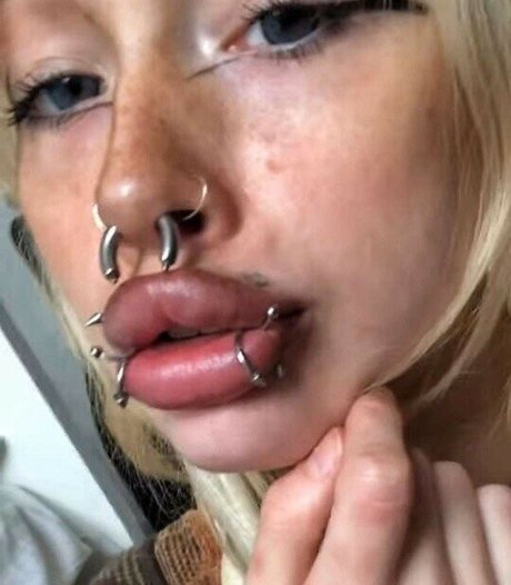 puppy xox アート女優 写真