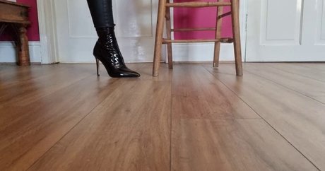 brunettebetsy アートモデル ギャラリー