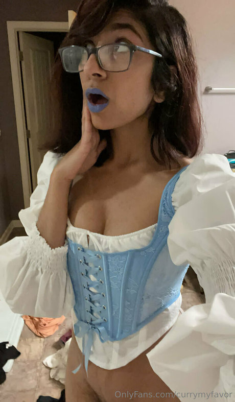 Currymyfavor セクシーモデル 写真