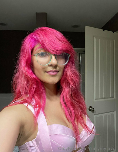 Currymyfavor 美しいモデル 写真