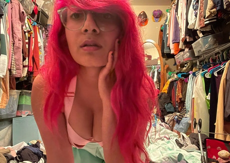 いちごミルクオンリーファンズ ヌード 写真