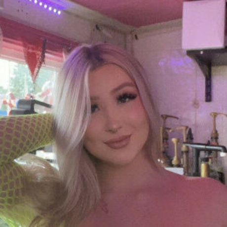 コスプレ ヘンタイ オンリーファンズ エロチック ギャラリー