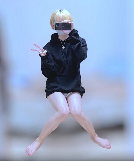 ジムのインフルエンサーオンリーファンズ 無料ヌード 写真