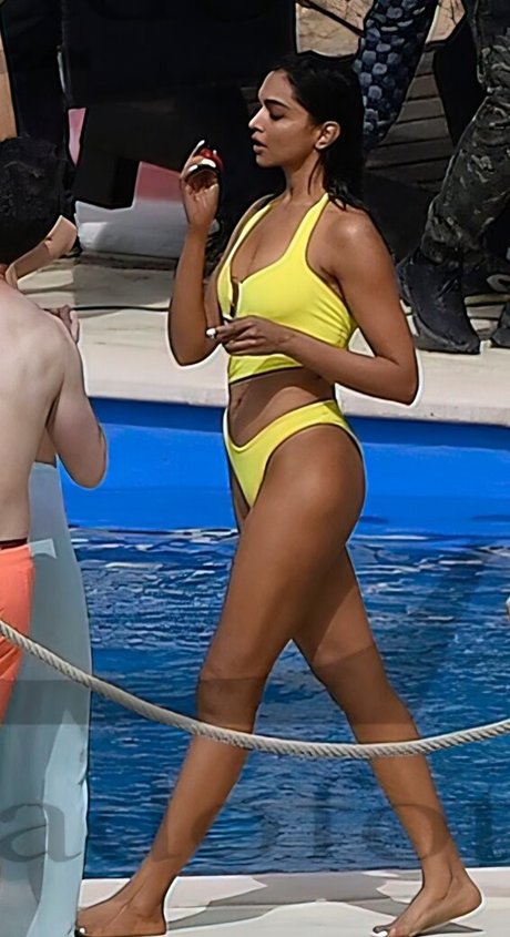 Deepika Padukone 無料のポルノスター 写真