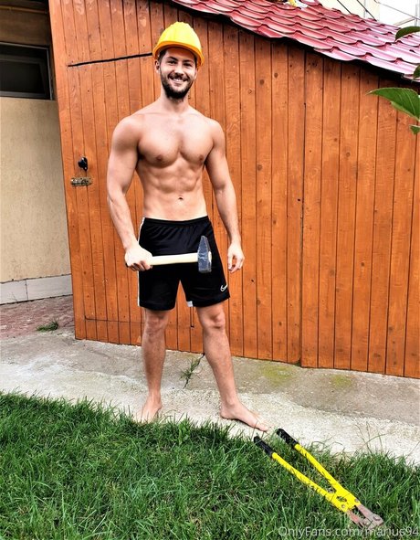 裸の女の子オンリーファンズ 無料ポルノ 写真