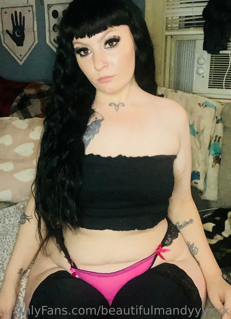 beautifulmandyyyxxx 裸のポルノスター 写真