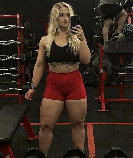 Kel saay ポルノスター パーフェクト 写真