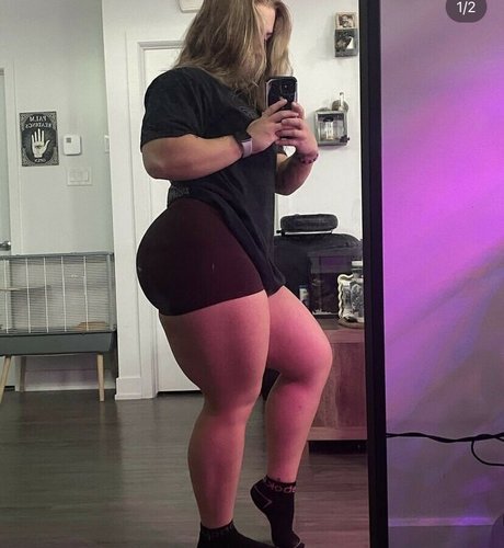 Kel saay HDポルノスター 写真