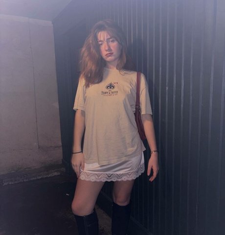 バン・オンリーファンズ 限定 写真