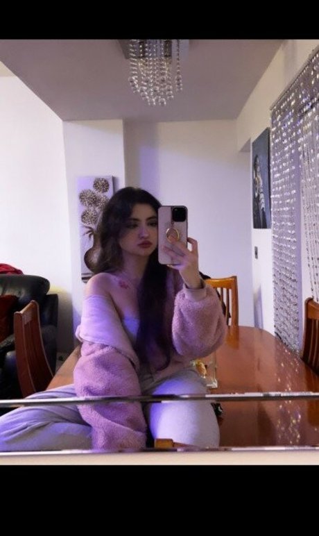 Ghidaa xxxポルノスター ギャラリー