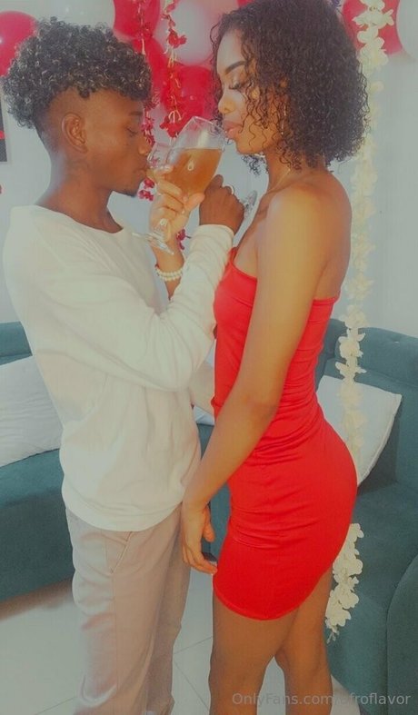 熟女アナルオンリーファンズ エロ 写真