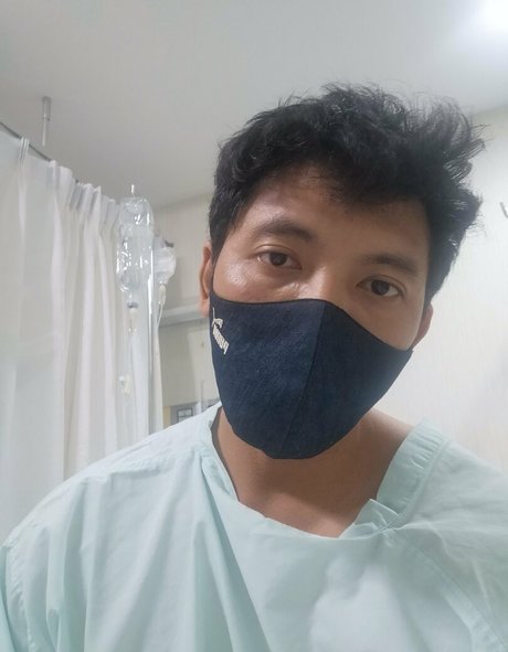 心理学者オンリーファンズ 無料 写真