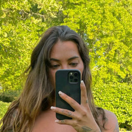 ジャークオンリーファンズ ホット 画像