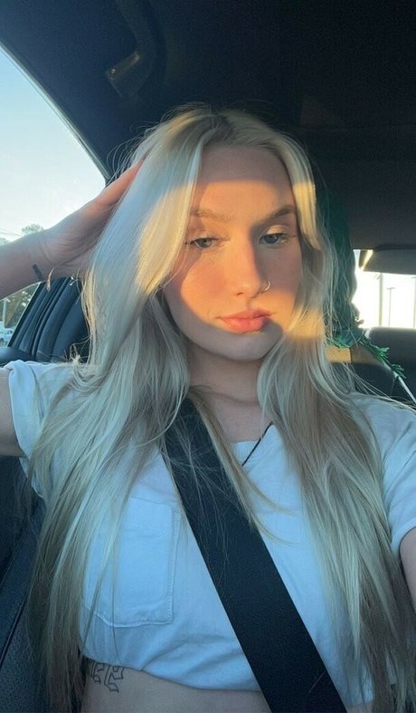 Roxanne Rhodes 素敵なモデル アーカイブ