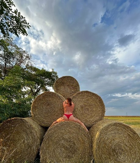 missbrown30 高品質スター 写真