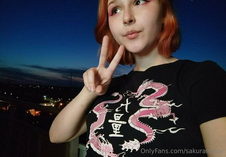 熟女の手コキオンリーファンズ トップ ギャラリー