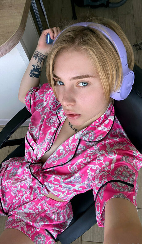 lexia 69 美しい女優 画像