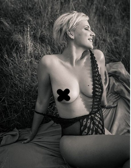 pure dee 完璧なモデル ギャラリー