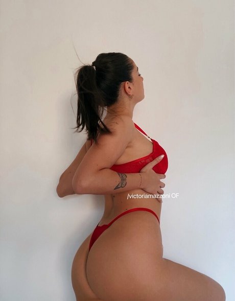 Victoria Mazzoni xxxポルノスター 写真