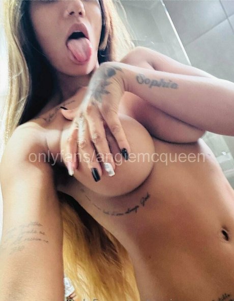 Angie McQueen 高品質モデル 写真