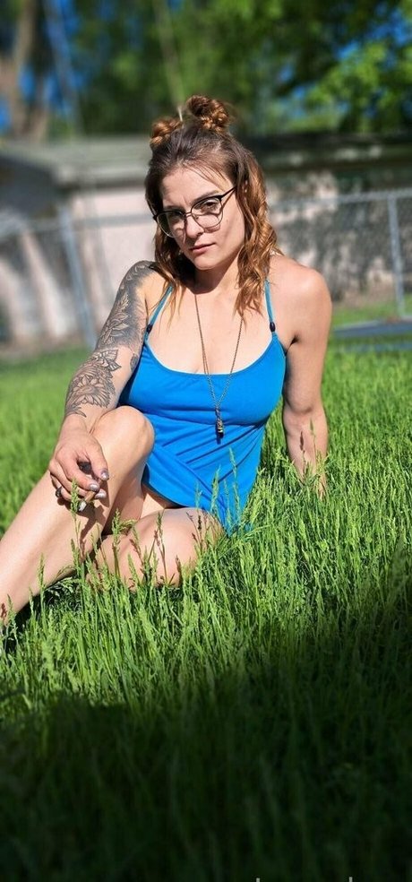 ぽっちゃりラテン系オンリーファンズ 美しい裸 画像