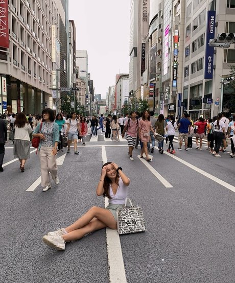 エモな痴女オンリーファンズ 無料アダルト 画像