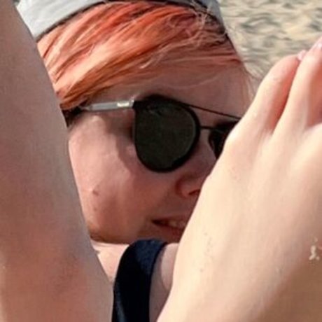 Rootyasha ポルノモデル ギャラリー