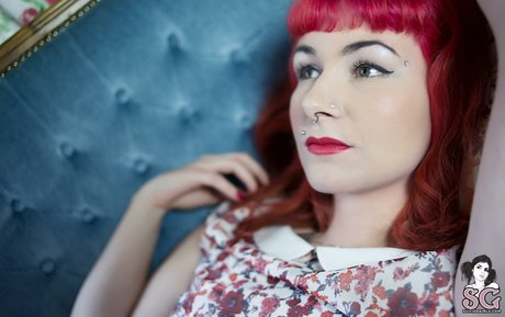 _karmina_ セックスポルノスター 画像