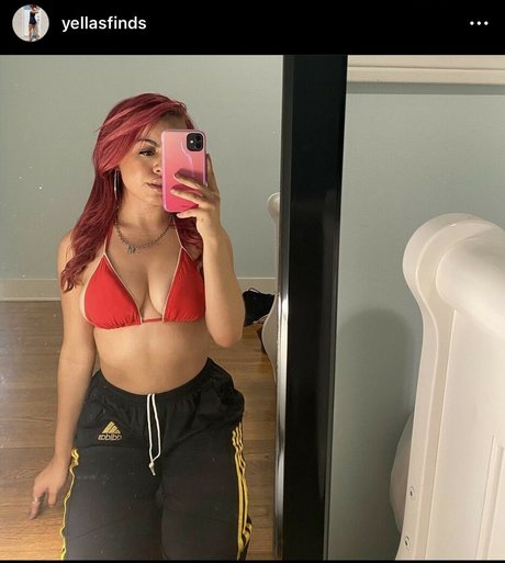 曲線美のxxx オンリーファンズ ホット裸 画像