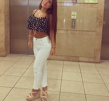 カウガール POV オンリーファンズ えろ ギャラリー