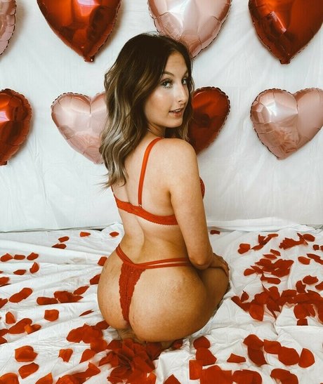 POV 熟女 オンリーファンズ 無料エロ 画像