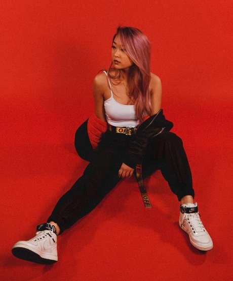 Lenalemon ポルノスター 写真