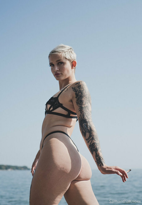 samanthaknoxxx エロティックモデル 画像