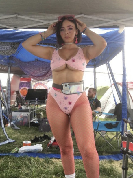 オタクプリンセスオンリーファンズ ホットポルノ 写真