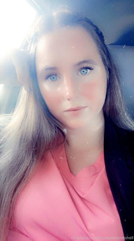 blueeyesbombshell 限定モデル 写真